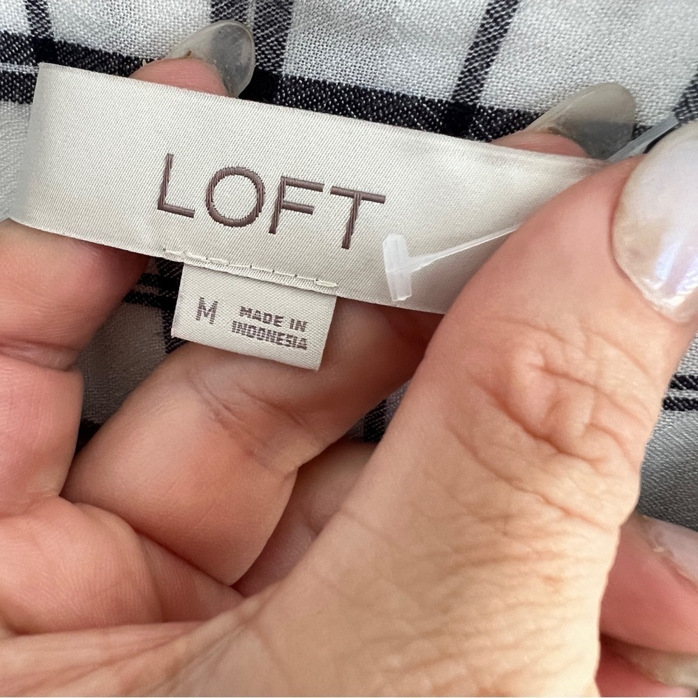 LOFT White and Black Plaid Button Down Shirt NWOT - Picture 8 of 9